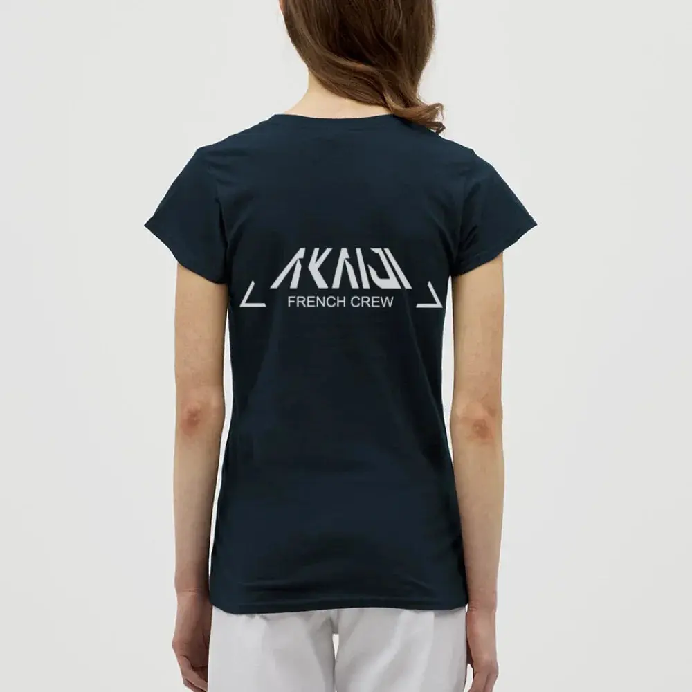 T-SHIRT FEMME AKAIJI LOGO BLANC - marine
